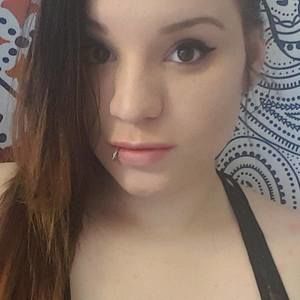 Meet your Posher, Karina